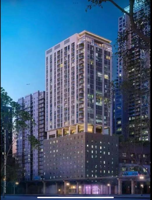 Апартаменты Breathtaking 1Br In The Heart Майами Экстерьер фото